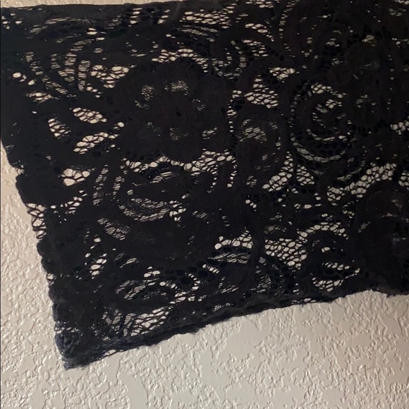 Black lace kimono - Picture 2 of 3